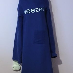 Rare Weezer Snuggie